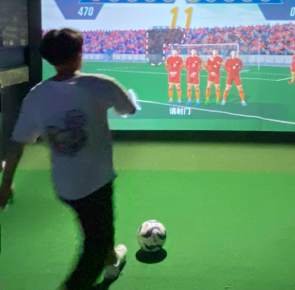 当足球比赛都在虚拟现实里面踢-WorldLiveBall