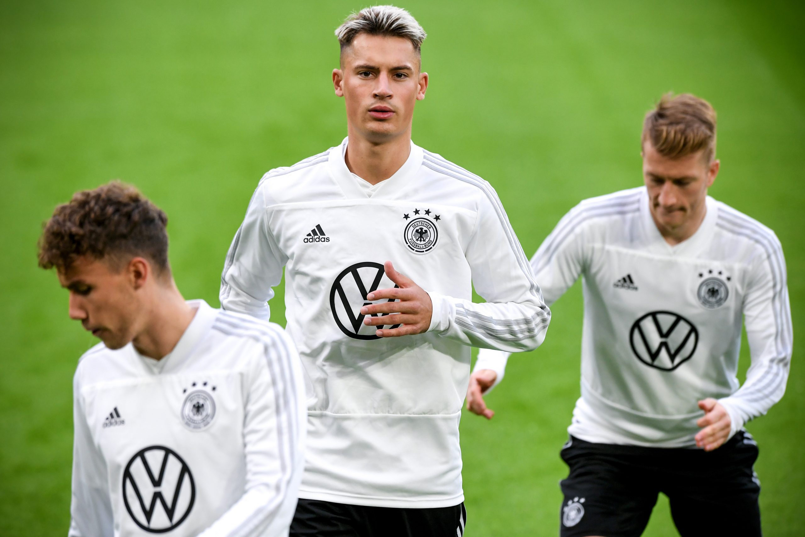 欧预赛局势解析:德克出线前景与法罗群岛崛起-WorldLiveBall