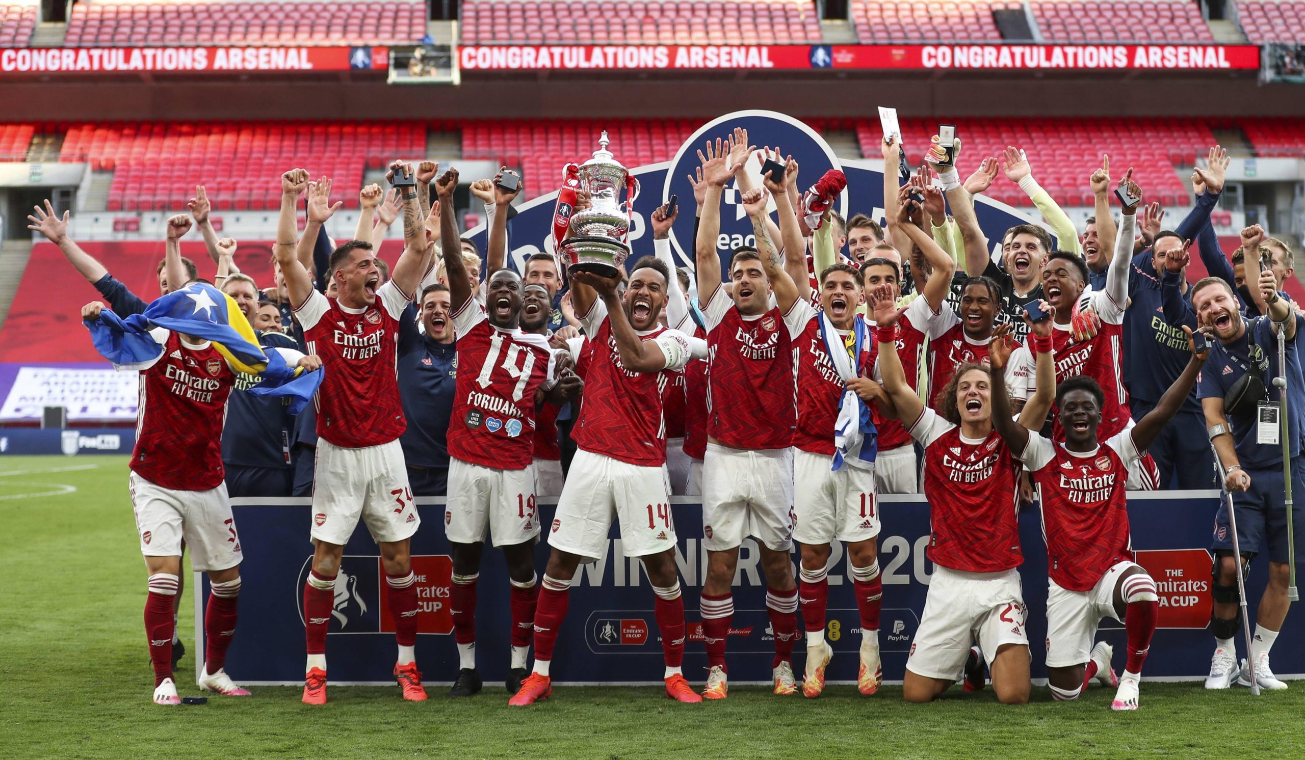 英联杯前瞻:阵容与赛程压力下的阿森纳与水晶宫之战-WorldLiveBall