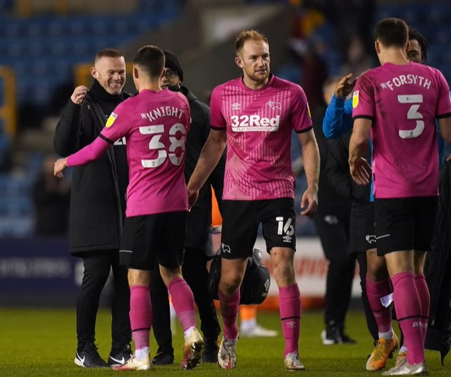 英冠焦点战前瞻：莱斯特城与德比郡的攻防博弈-WorldLiveBall